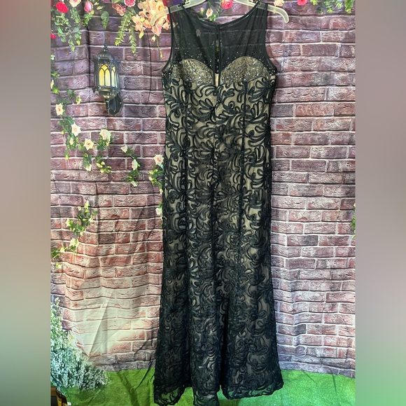 Evening Gown by Ignite Evenings - Picture 3 of 4